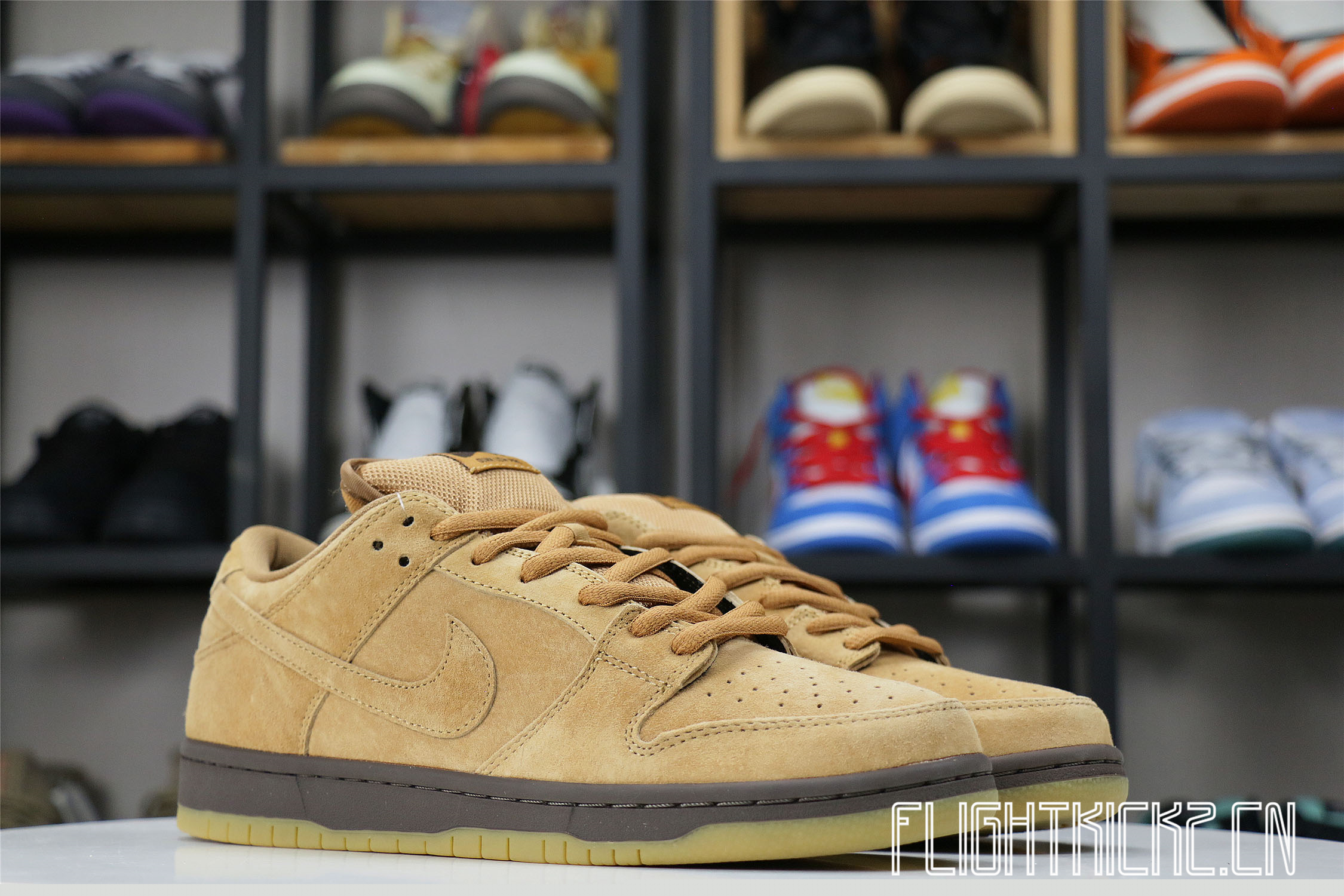 Nike SB Dunk Low Pro “Wheat Mocha”