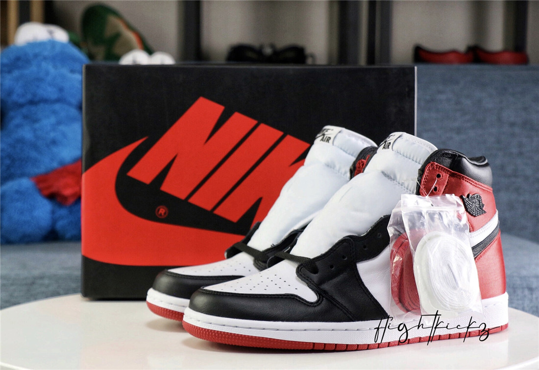 Air Jordan 1 Satin Black Toe 2019 (LN5 A1 Batch)