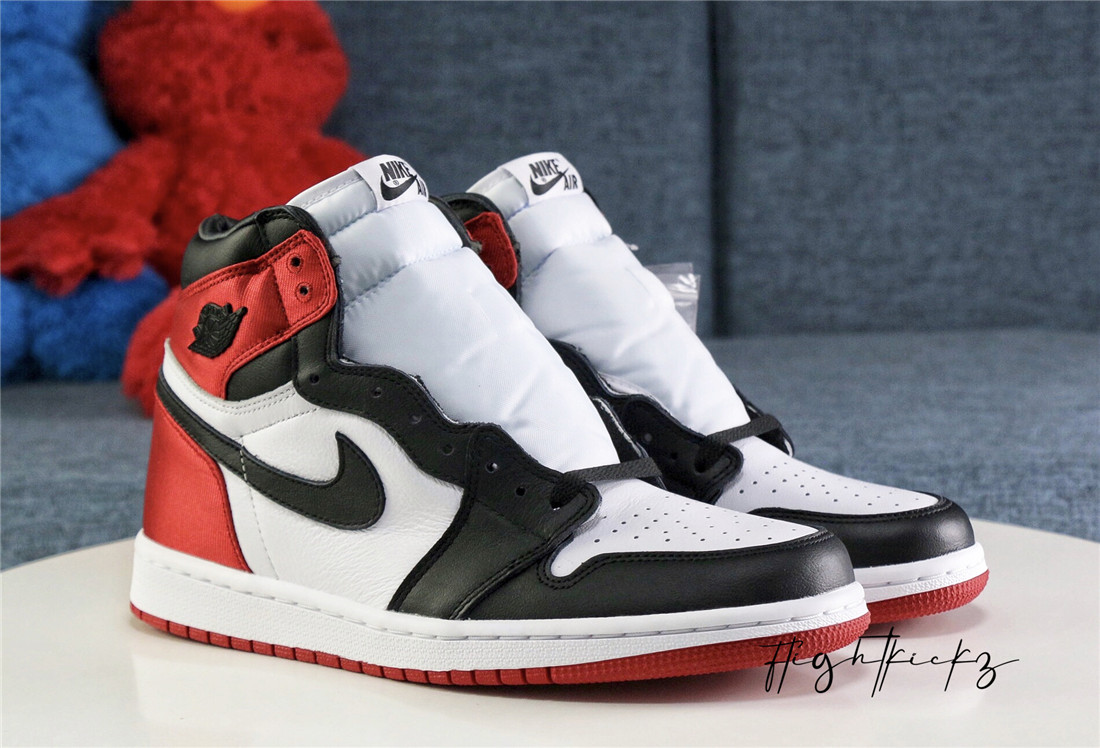 Air Jordan 1 Satin Black Toe 2019 (LN5 A1 Batch)