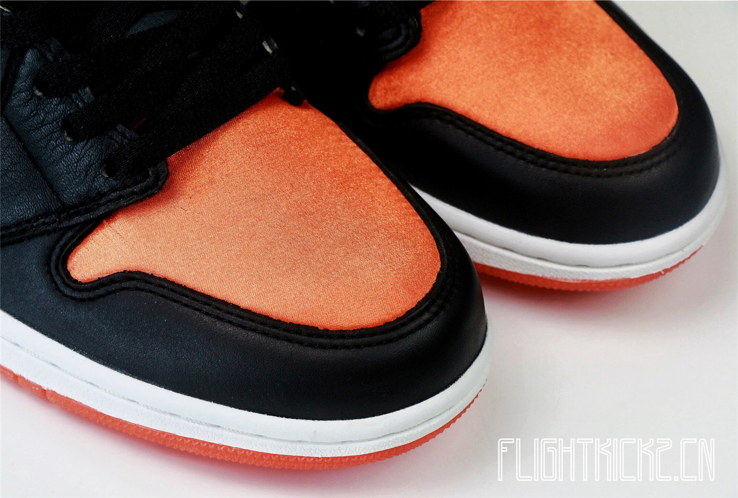 Air Jordan 1 Satin Shattered Backboard 2018