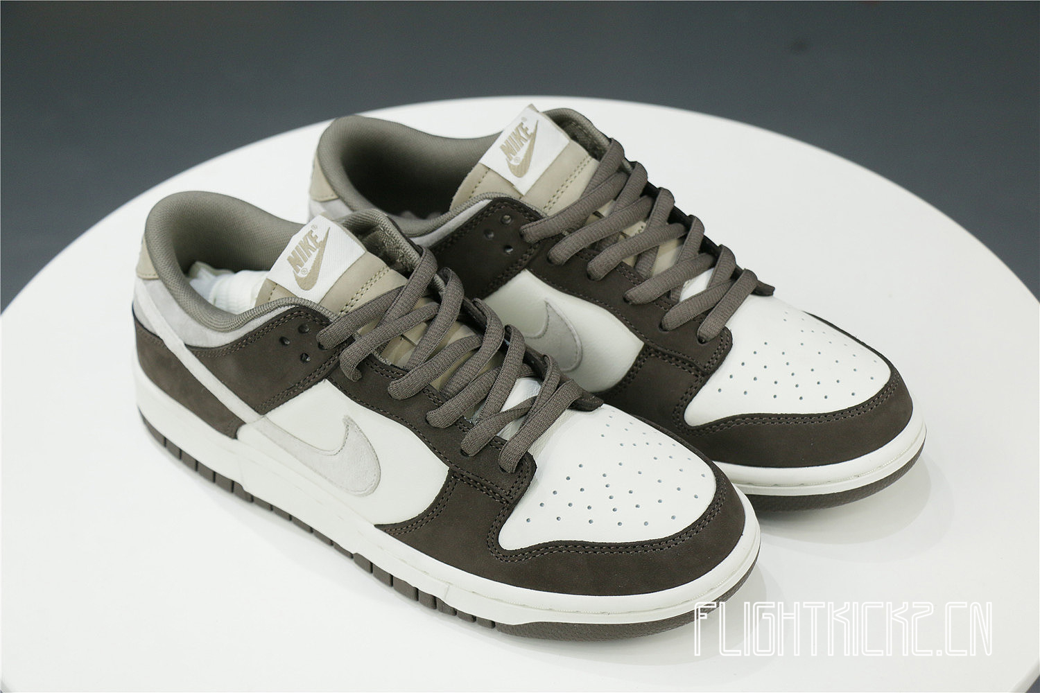 Otomo Katsuhiro x Nike SB Dunk Low