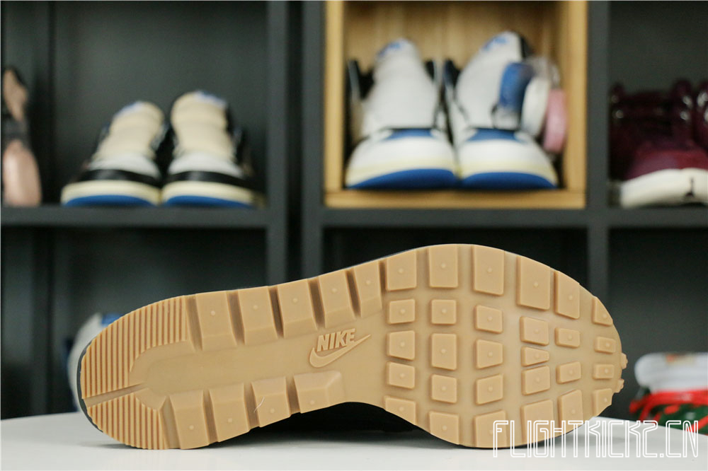 Nike Vaporwaffle Sacai Black Gum (LN5 A1)