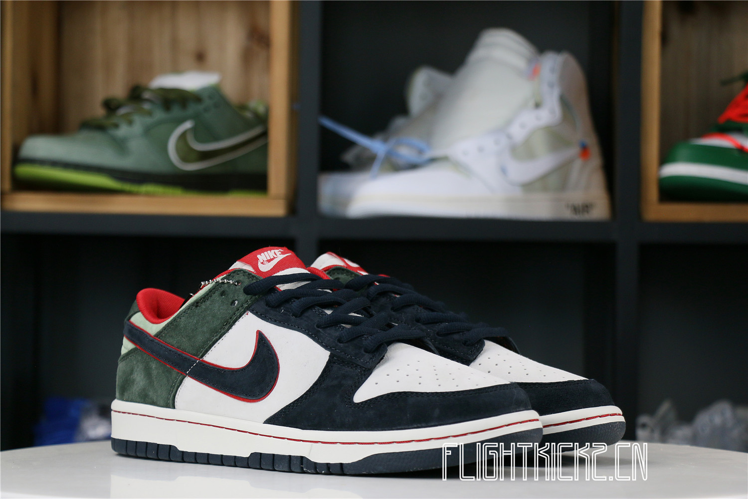 Otomo Katsuhiro x Nike SB Dunk Low Steamboy OST Green Blue Red