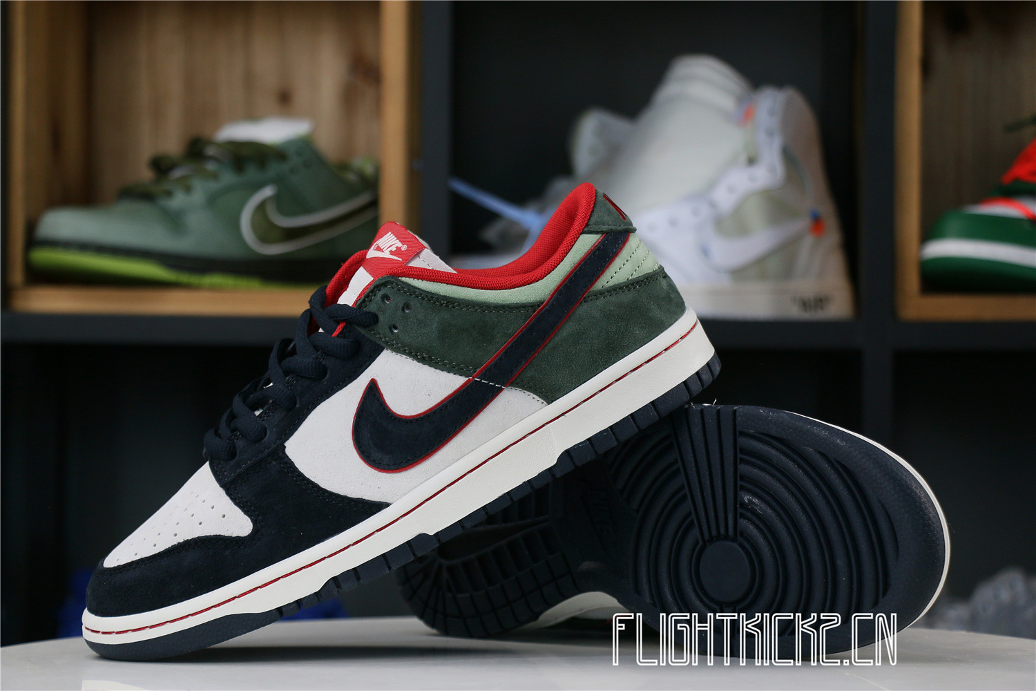 Otomo Katsuhiro x Nike SB Dunk Low Steamboy OST Green Blue Red