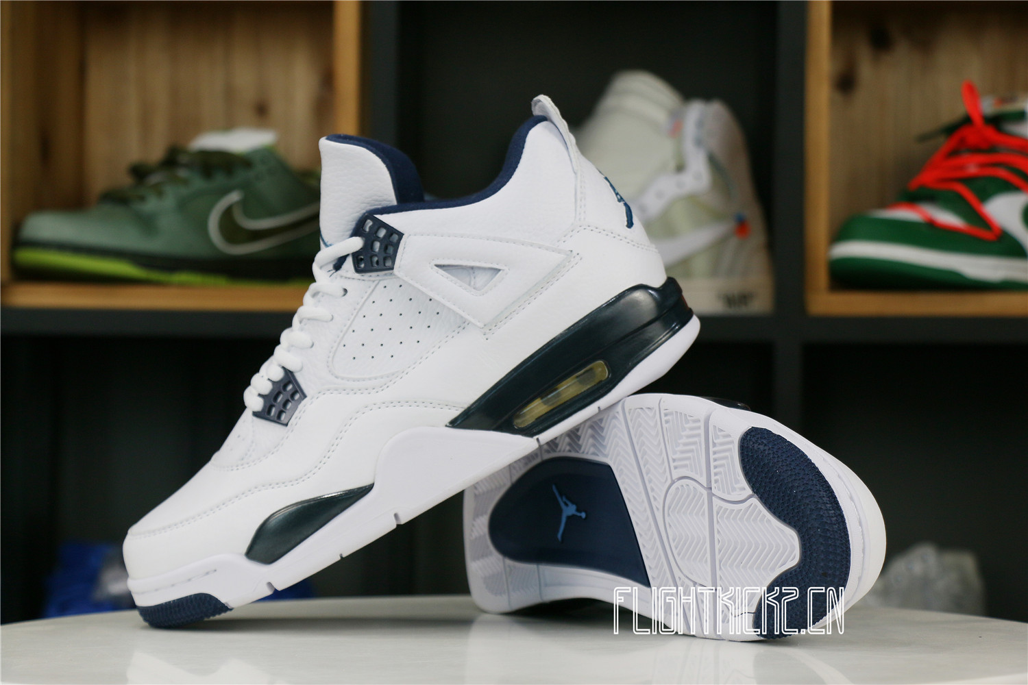 AIR JORDAN 4 RETRO LS ‘LEGEND BLUE’