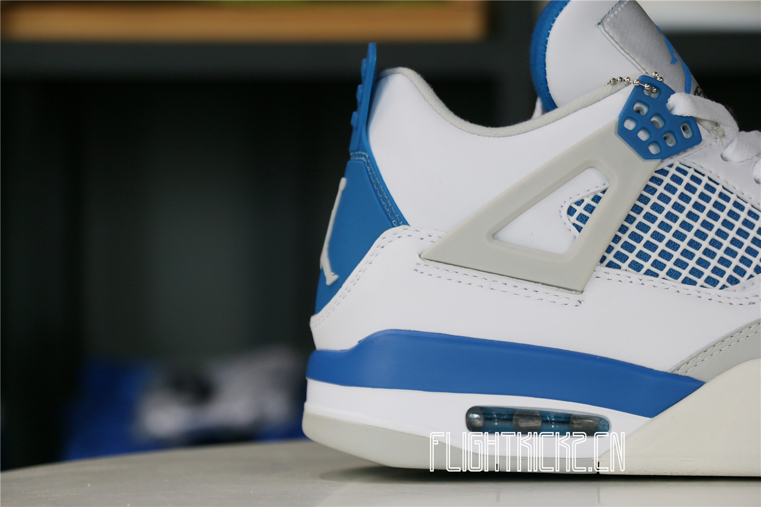 AIR JORDAN 4 RETRO ‘MILITARY BLUE’ 2012