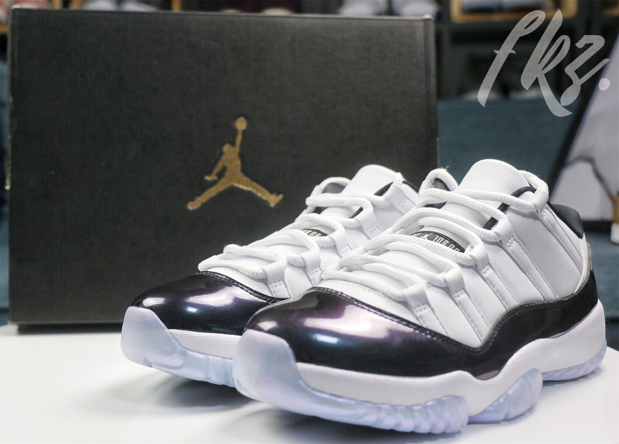 Air Jordan 11 Retro Georgetown low