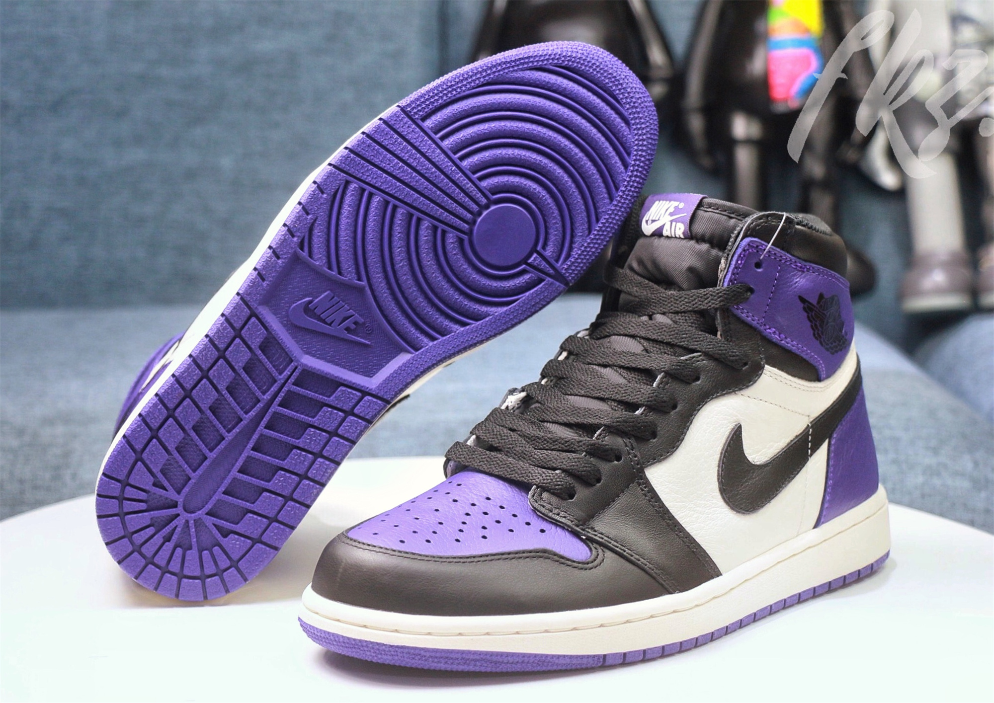 Air Jordan 1 Retro Court Purple (GS)