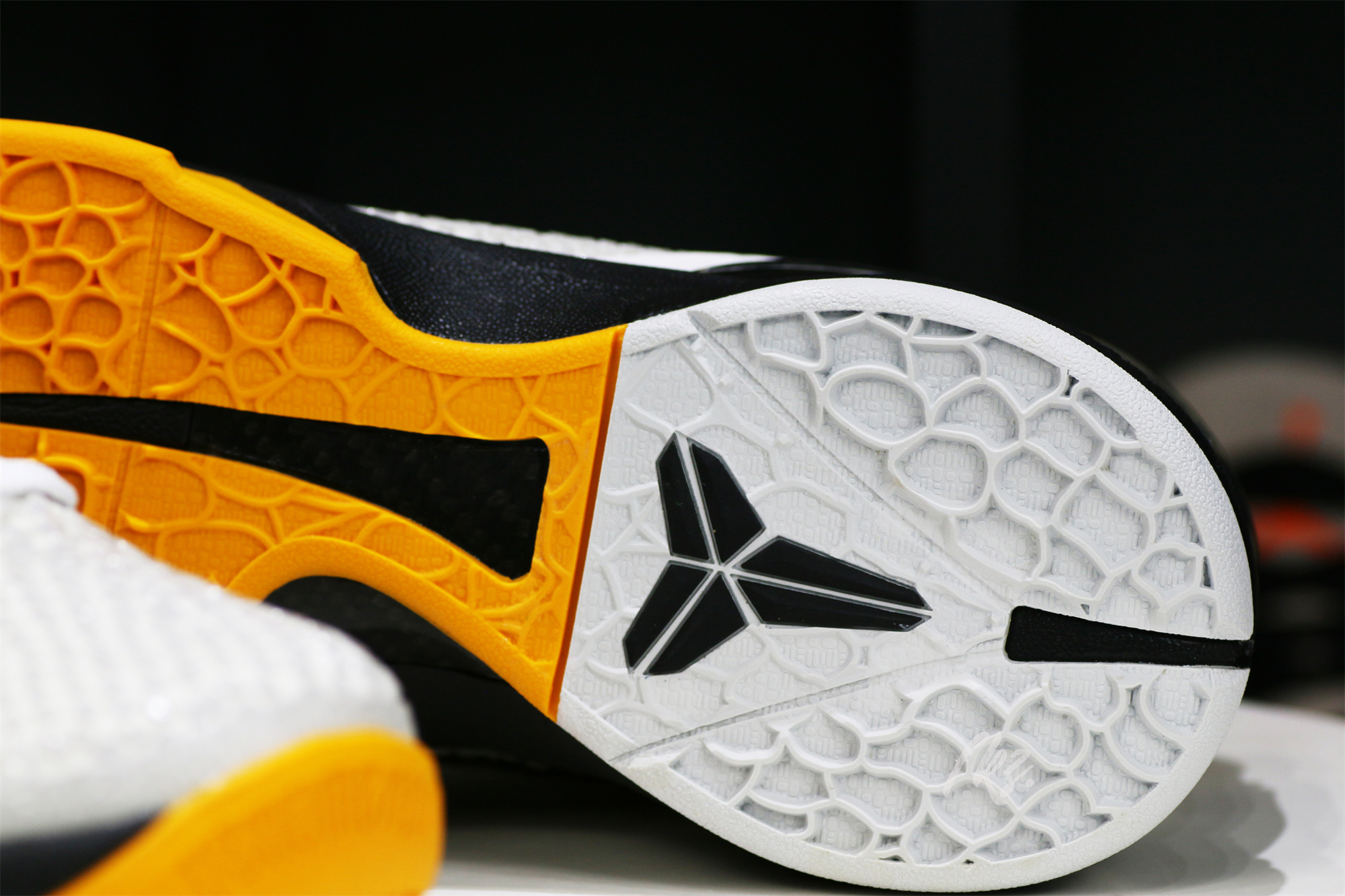 Nike Zoom Kobe 6 Protro Playoff Pack White Del Sol 2021 (Up to Size 14）(A1 Batch)