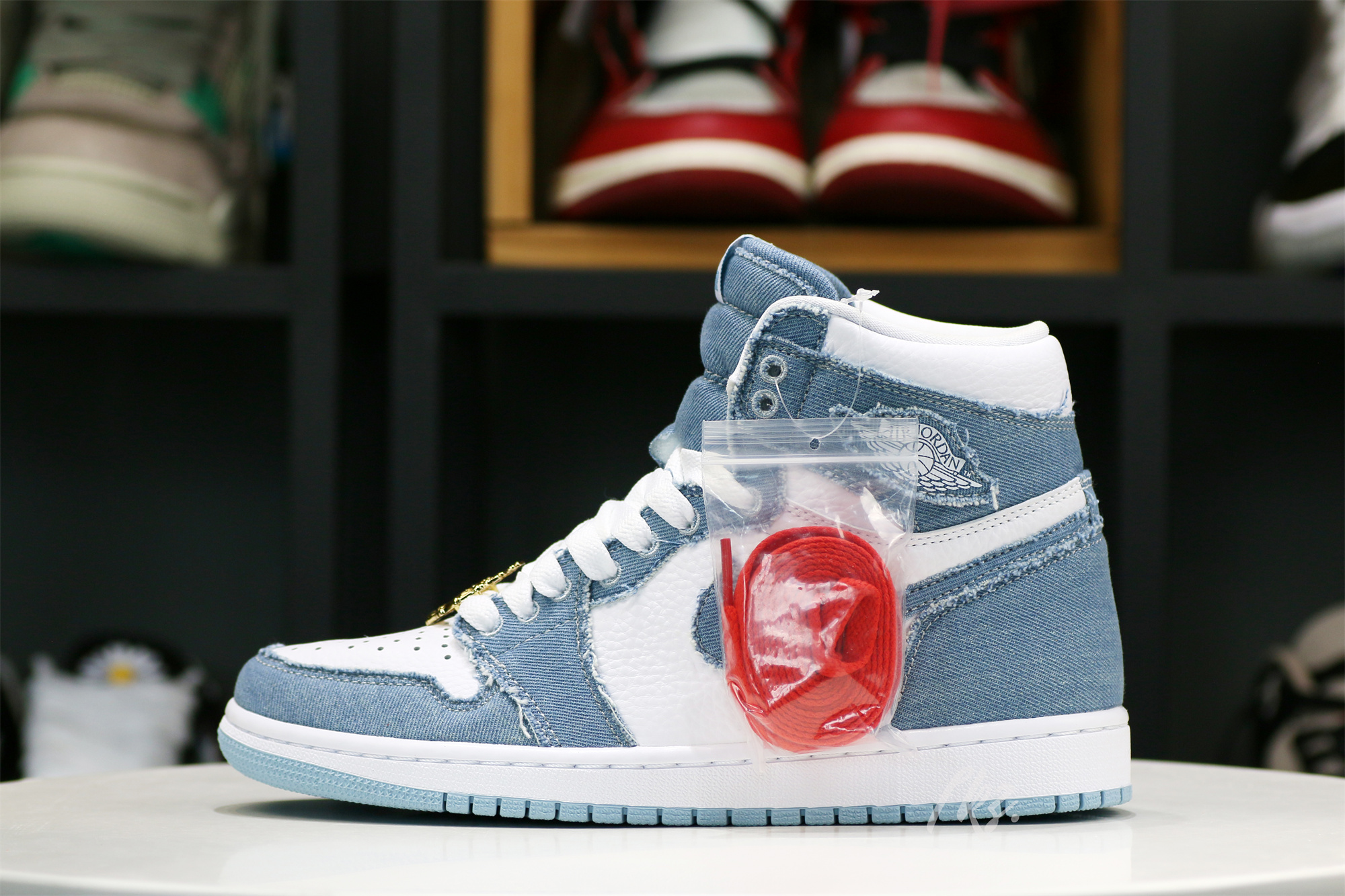 Air Jordan 1 High OG WMNS Denim 2022