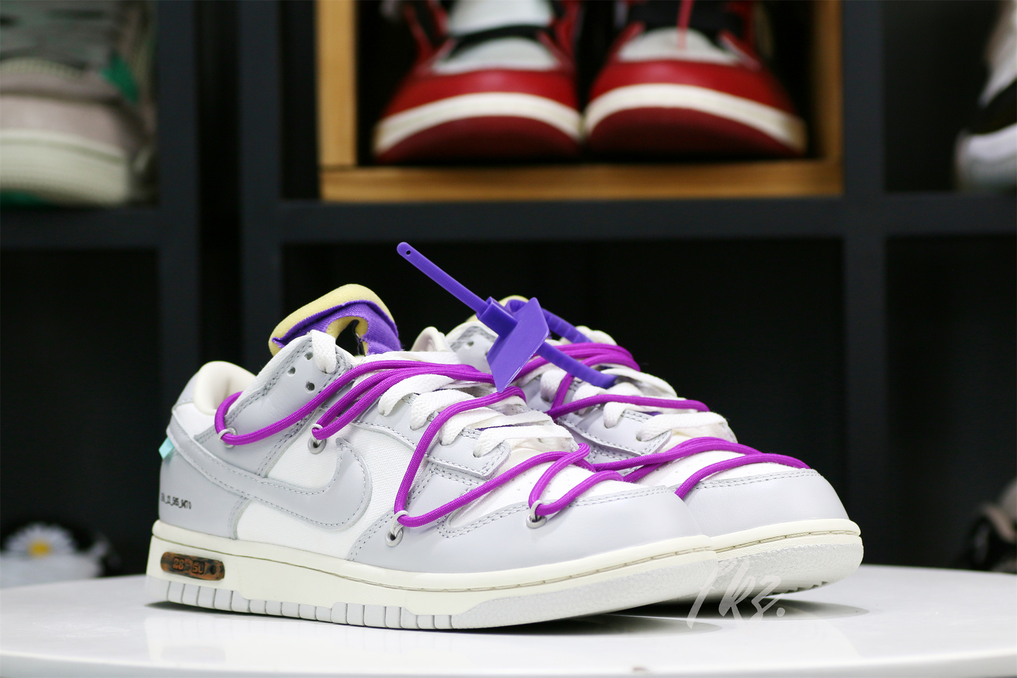 Nike Dunk Low Off-White Lot 28