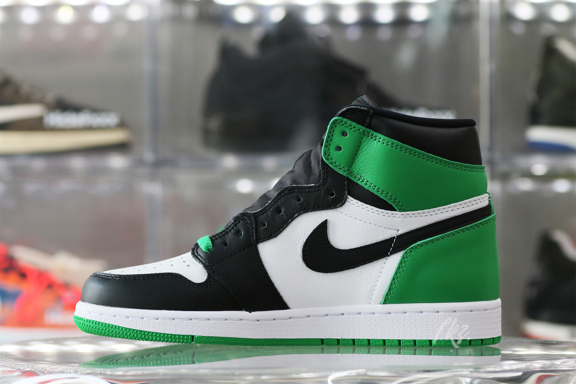 Air Jordan 1 High Lucky Green 2023