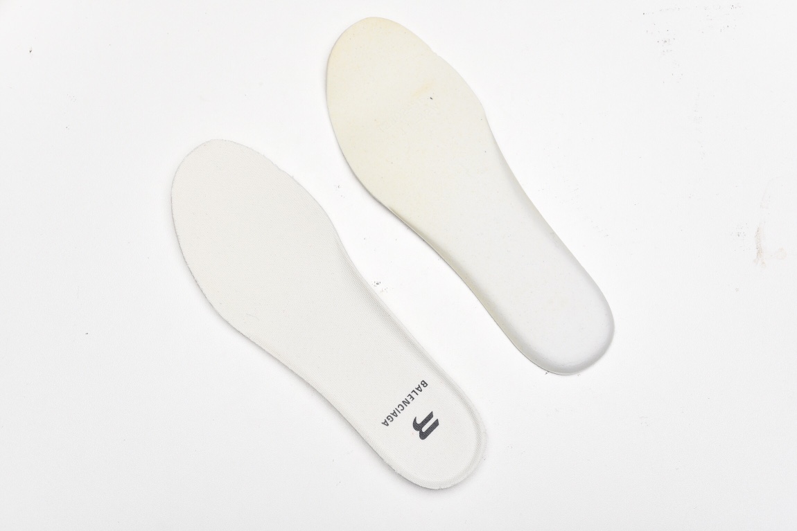 Balenciag* Defender Beige