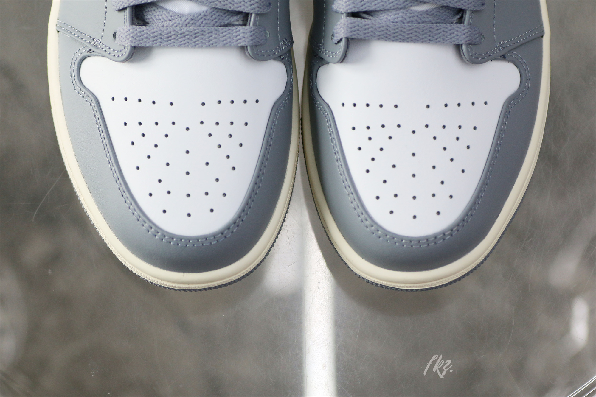 Air Jordan 1 Low White Wolf Grey 2021