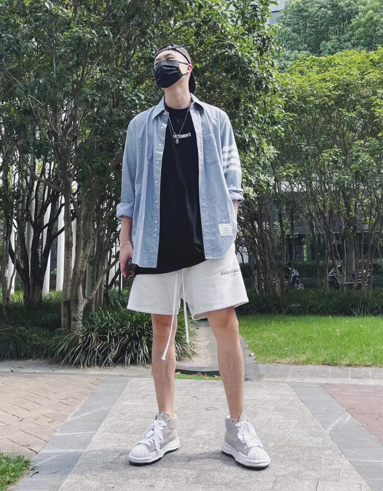 FOG Eighth Season Flocked Print Letter Shorts