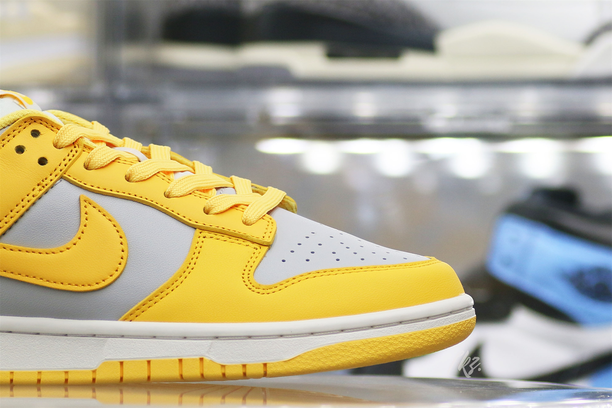 Nike Dunk Low Citron Pulse (Women’s)