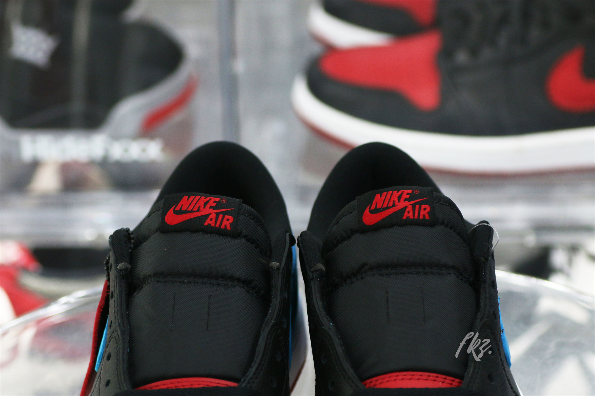 Air Jordan 1 Retro Low OG NC To Chi