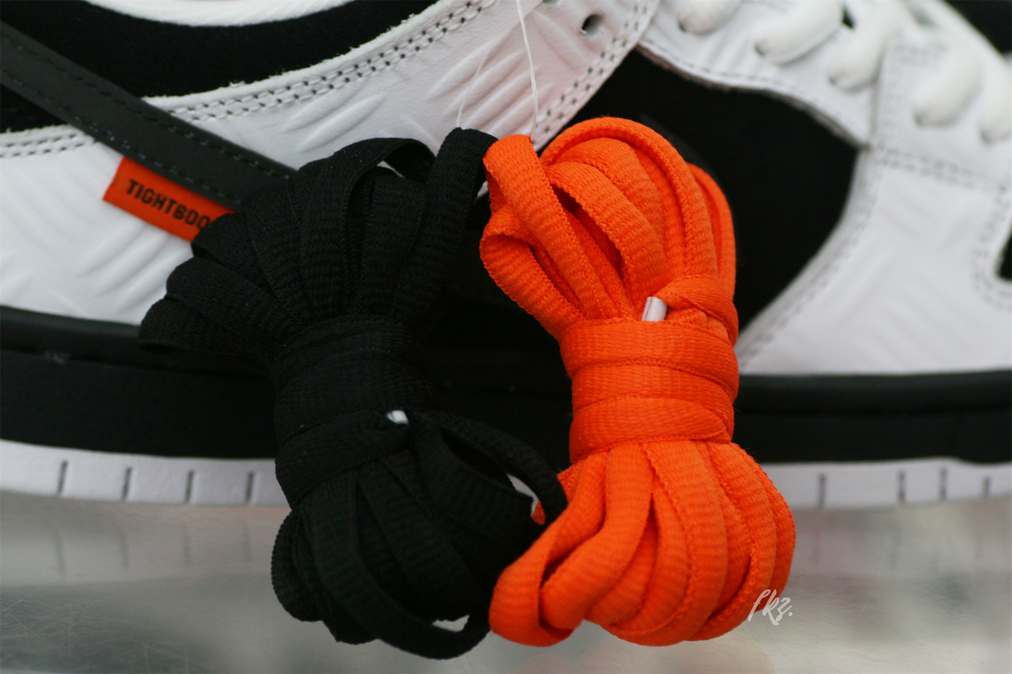 Nike SB Dunk Low TIGHTBOOTH