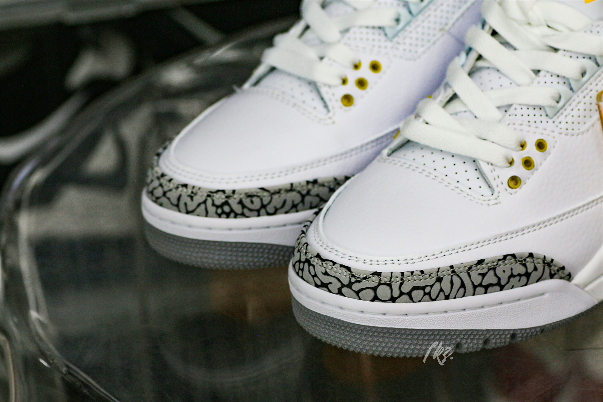 Air Jordan 3 Retro Laser Orange 2020