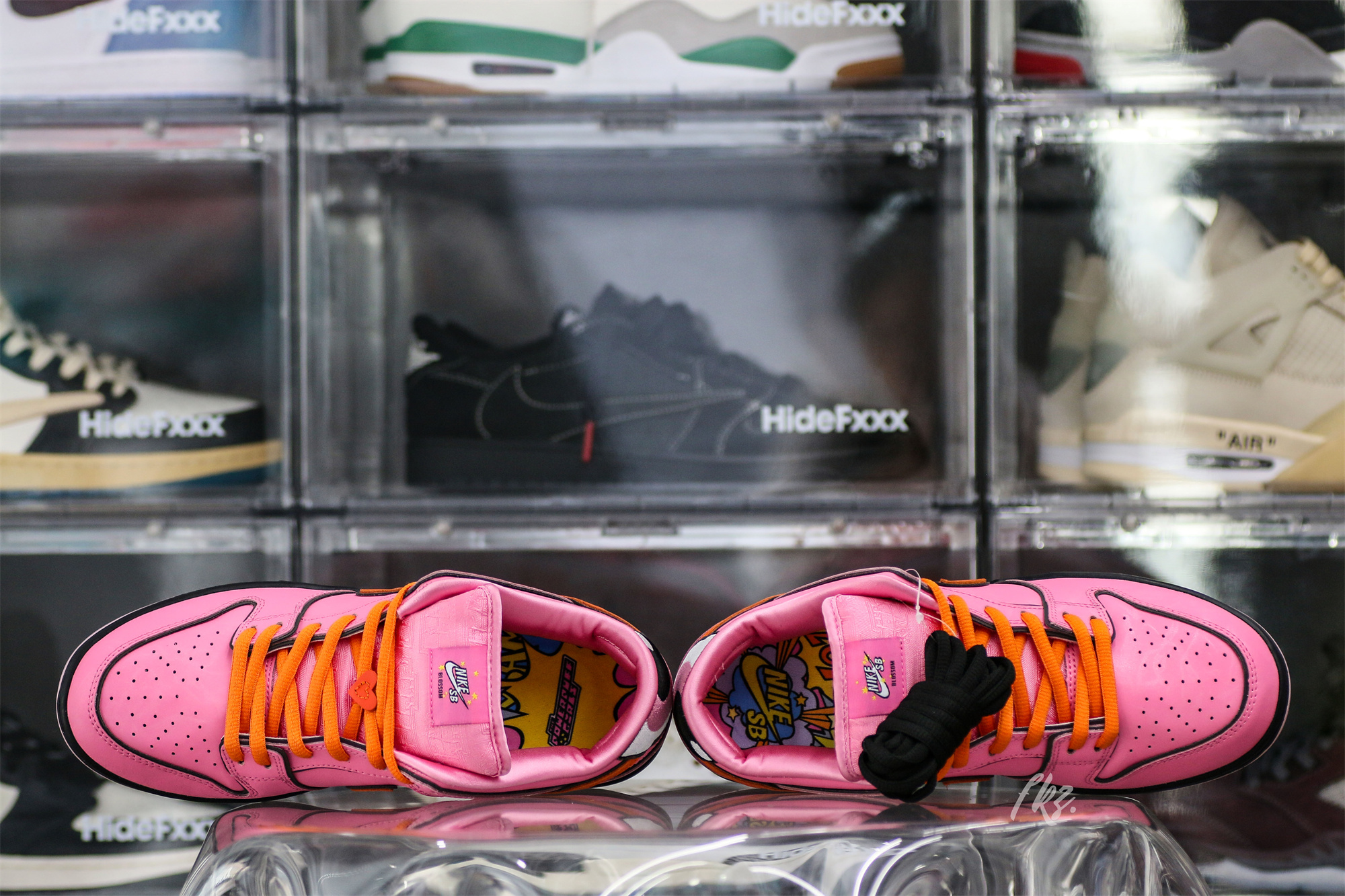 The Powerpuff Girls x Nike SB Dunk Low Blossom