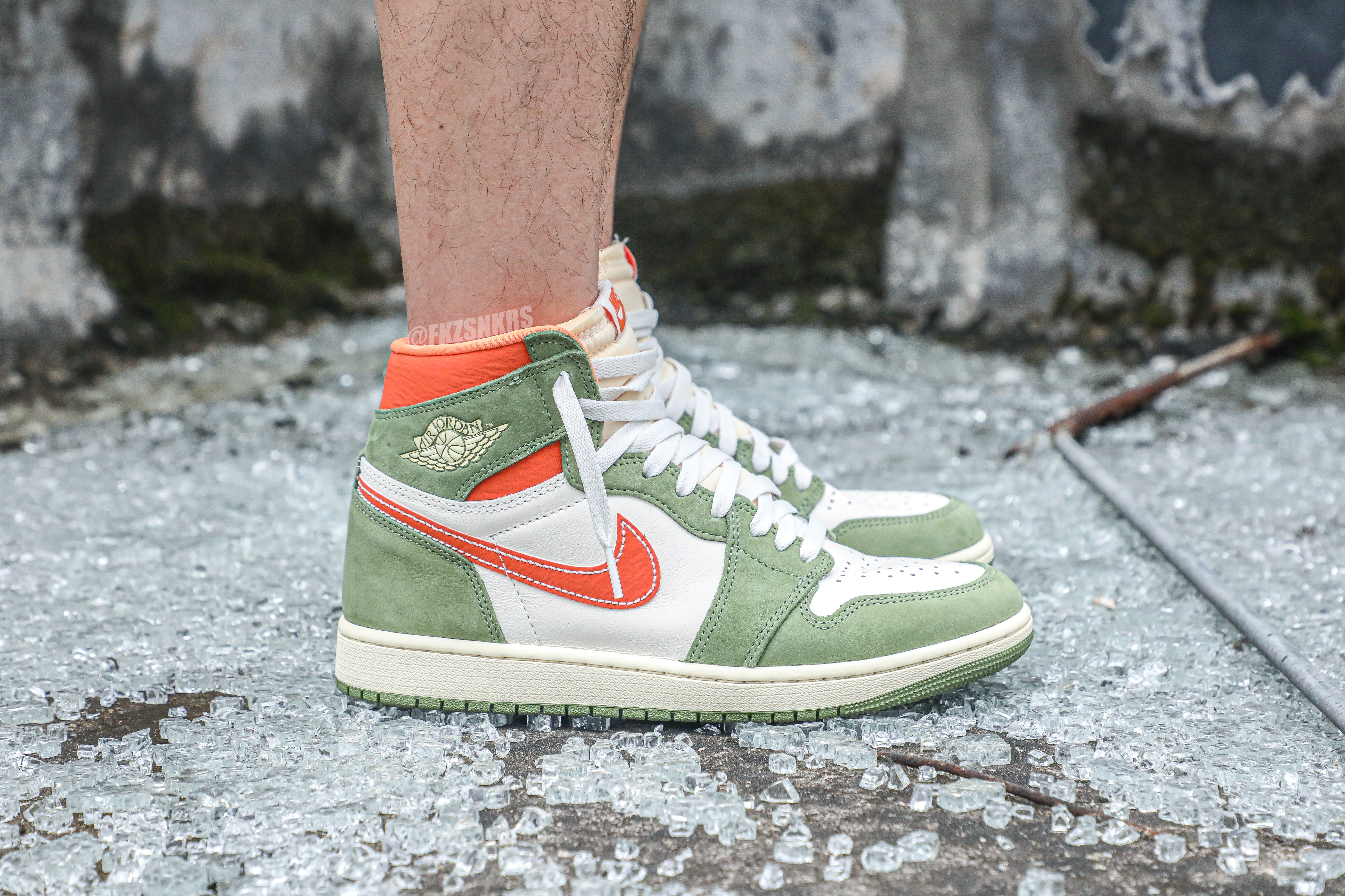 Air Jordan 1 High OG Celadon