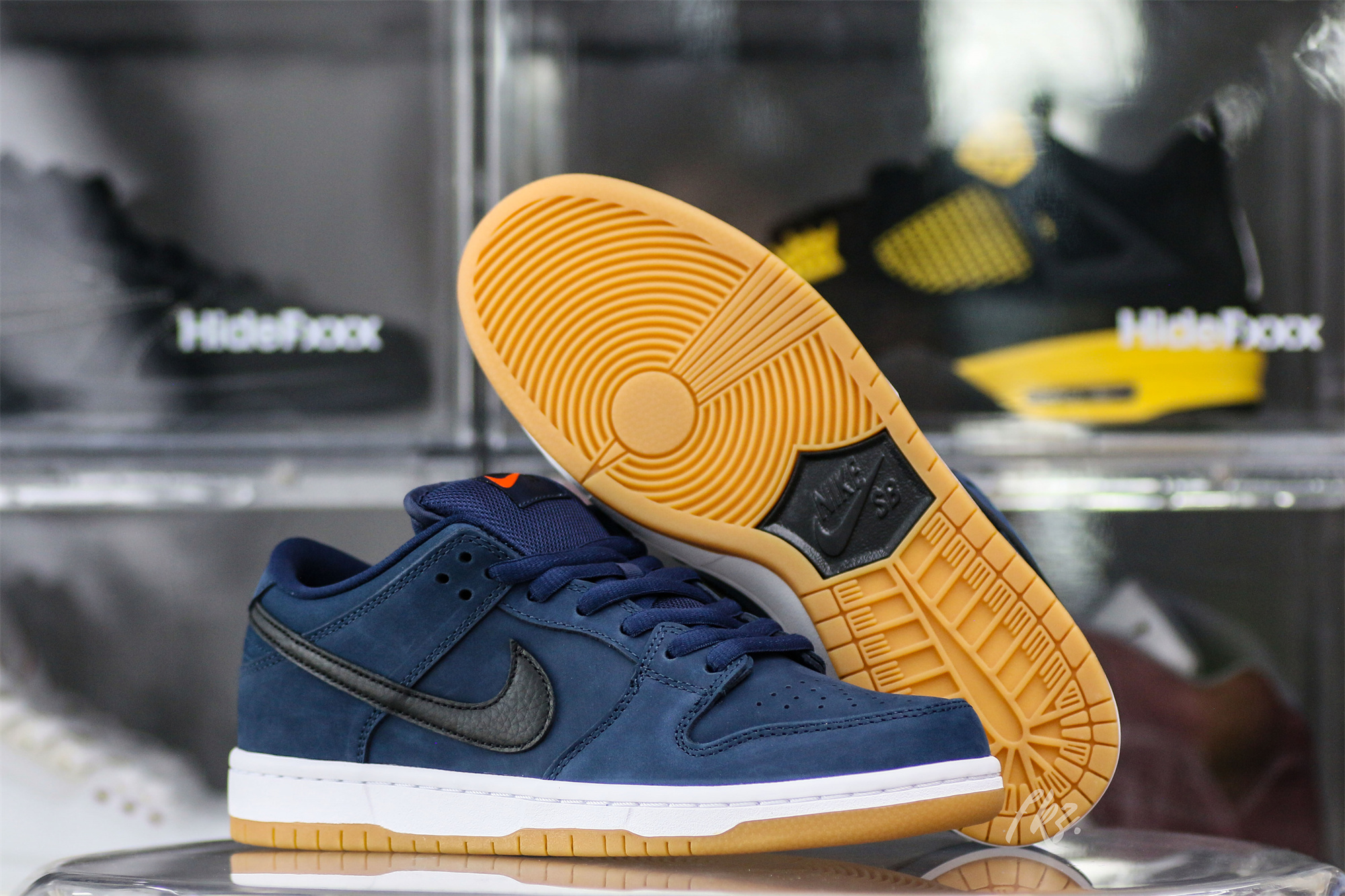 Dunk Low Pro ISO SB Navy Gum
