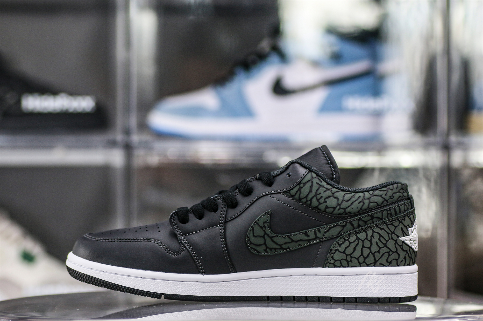 Air Jordan 1 Low SE Black Elephant