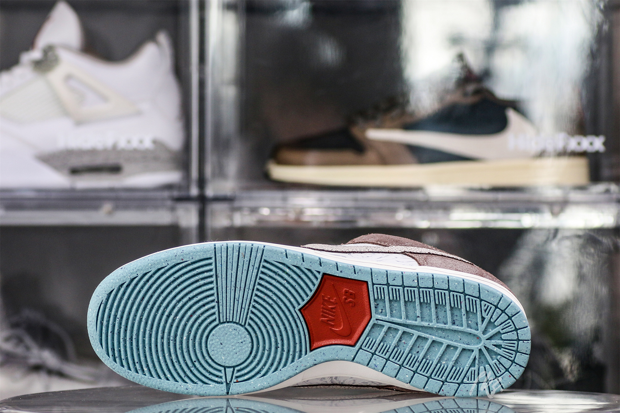 Dunk Low SB Big Money Savings 2024