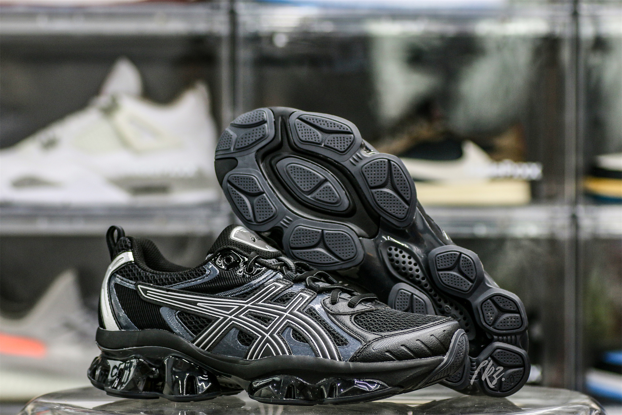 Gel Quantum Kinetic Graphite Grey Black