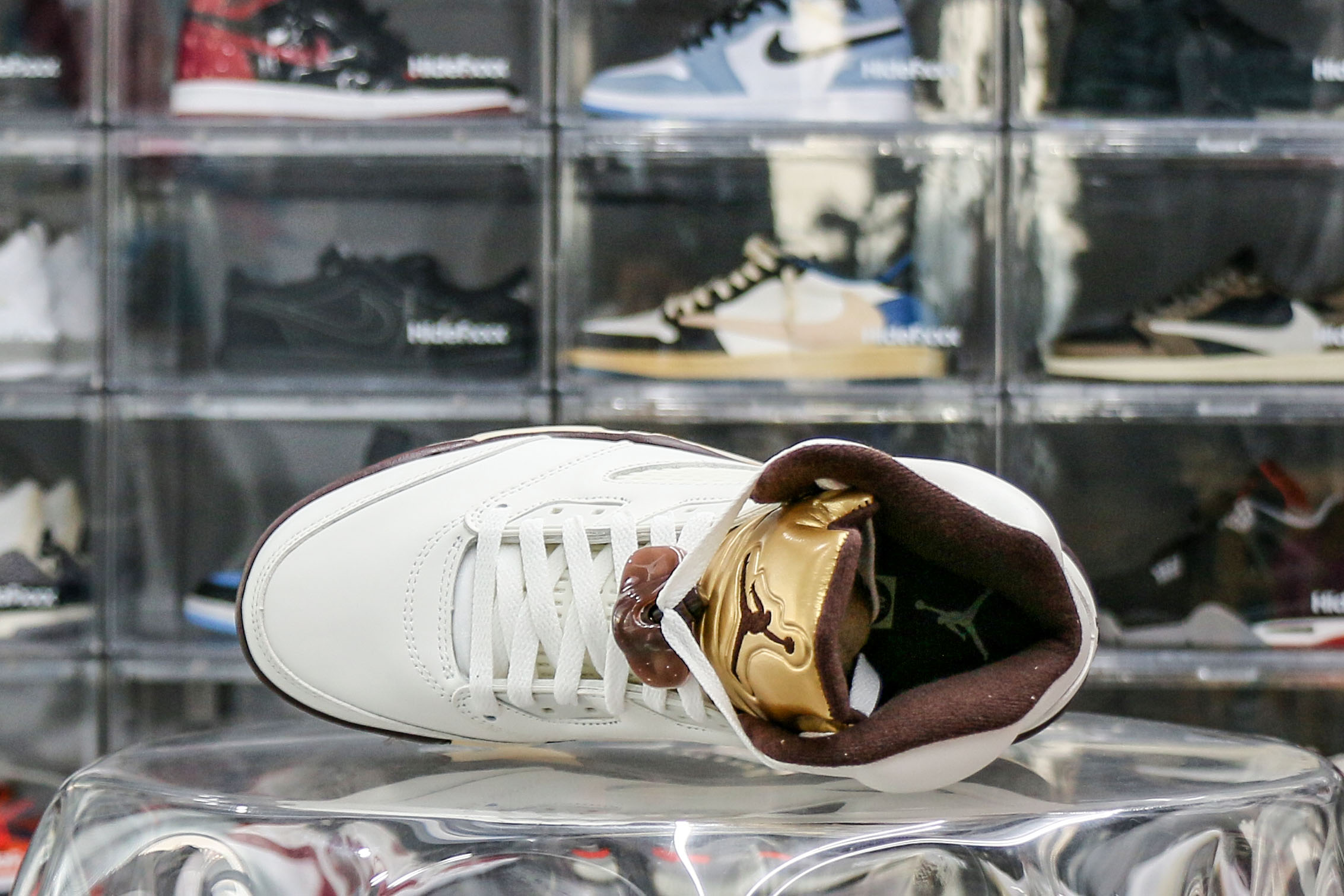 Air Jordan 5 Retro Olympic Gold White Mocha