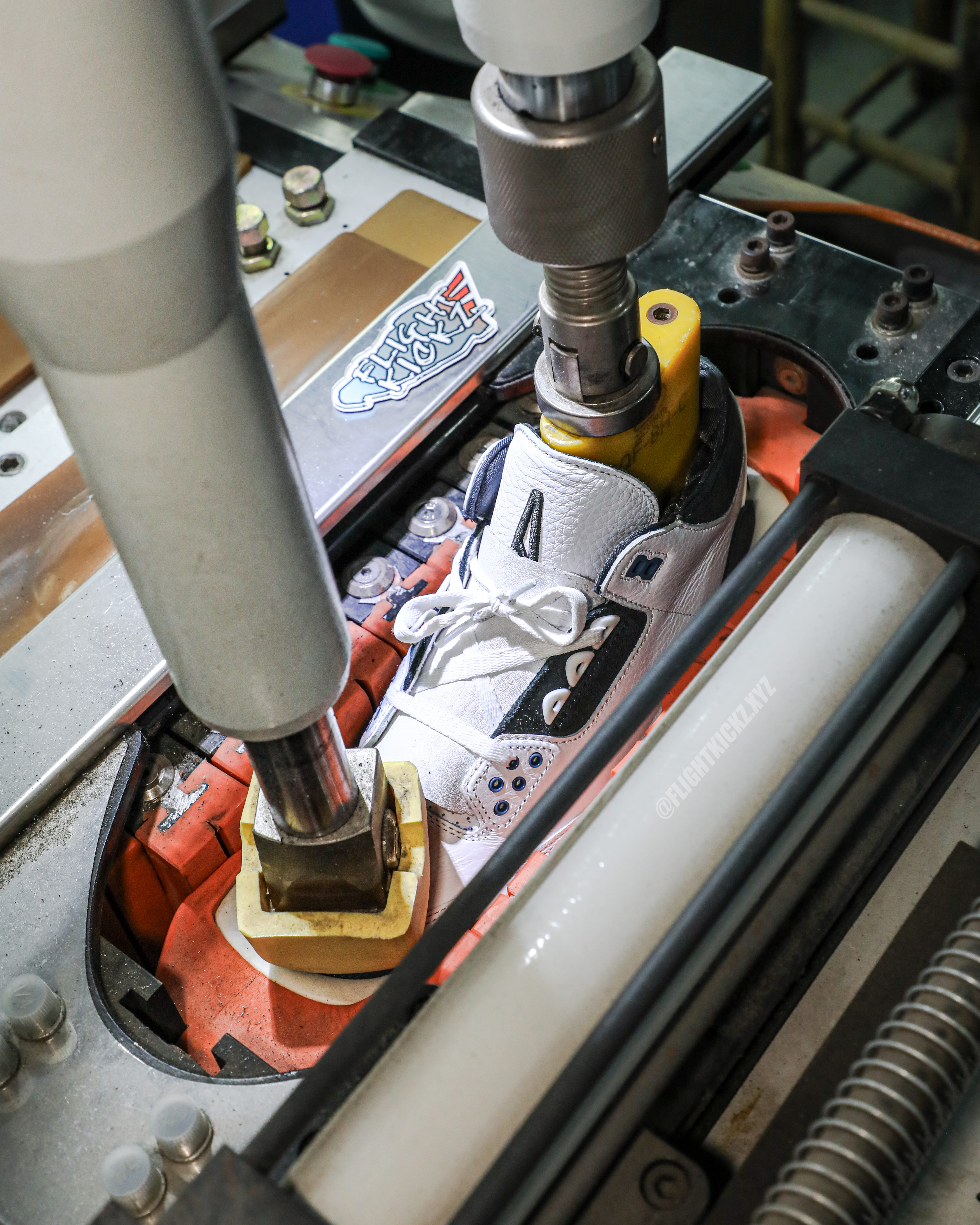 A Ma Maniére x Air Jordan 3 “Diffused Blue” (Ln5 A1)