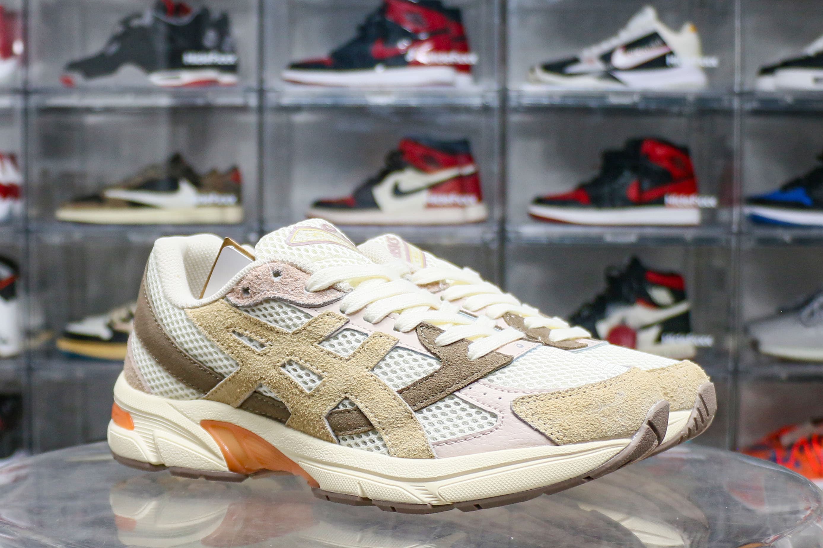 Asics Gel-1130 Birch Sand Peach