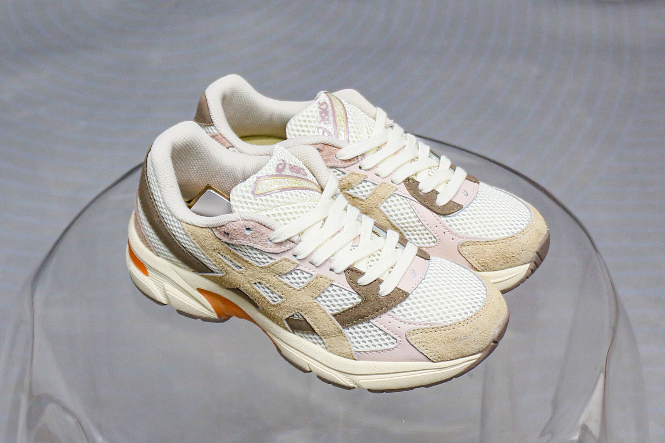 Asics Gel-1130 Birch Sand Peach